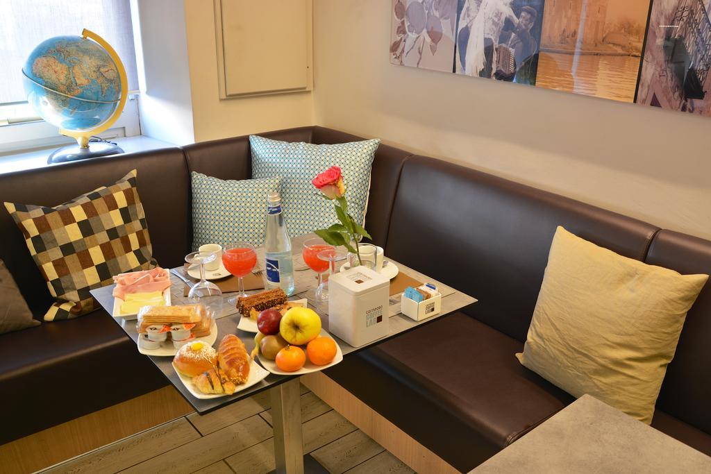 Maison B Bed and Breakfast Turin Exteriör bild
